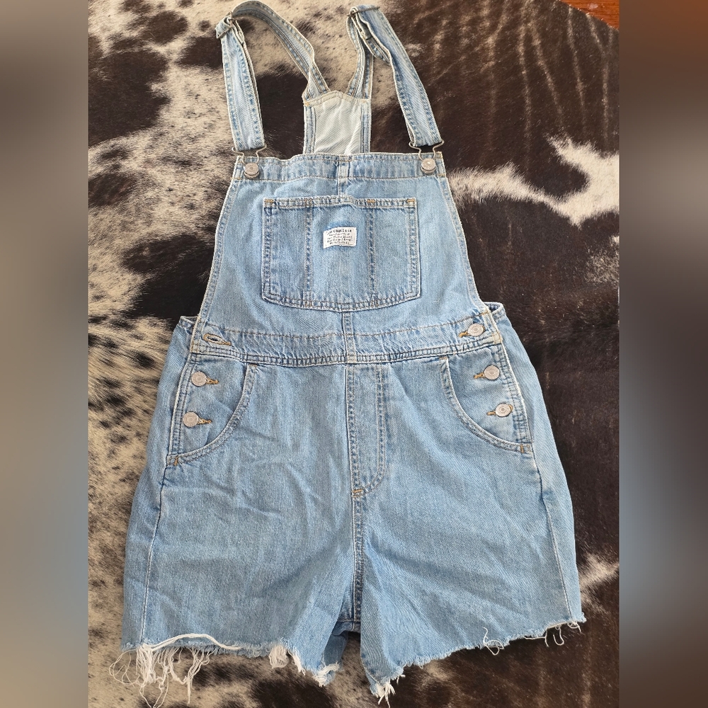 Levis Denim Blue Women's Jeans Overalls Shortalls Fringe hem Size Small